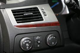 凯迪拉克凯雷德混动车展实拍