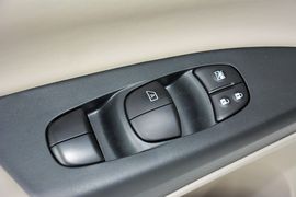 2016款日产轩逸1.6XV