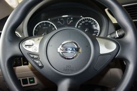 2016款日产轩逸1.6XV