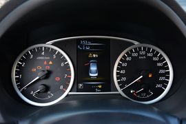 2016款日产轩逸1.6XV