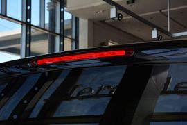 2016款奔驰V260L尊贵加长版
