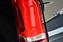 2016款奔驰V260L尊贵加长版