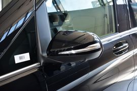 2016款奔驰V260L尊贵加长版