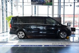 2016款奔驰V260L尊贵加长版