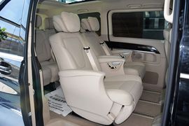 2016款奔驰V260L尊贵加长版