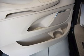 2016款奔驰V260L尊贵加长版