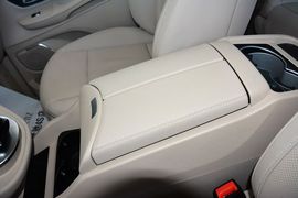 2016款奔驰V260L尊贵加长版