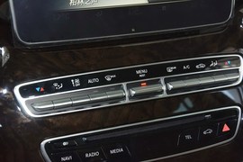 2016款奔驰V260L尊贵加长版