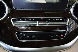 2016款奔驰V260L尊贵加长版
