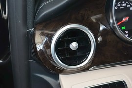 2016款奔驰V260L尊贵加长版