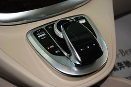 2016款奔驰V260L尊贵加长版