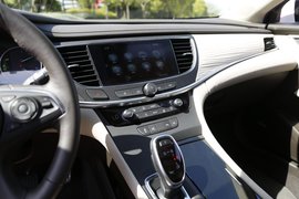 2016款别克君越混合动力30H豪华型