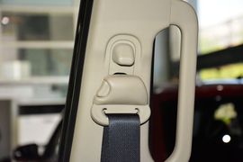 2016款三菱帕杰罗3.0L自动尊贵版