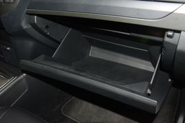 2016款三菱帕杰罗3.0L自动尊贵版