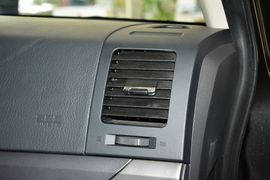 2016款三菱帕杰罗3.0L自动尊贵版