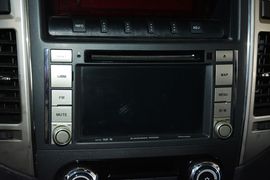 2016款三菱帕杰罗3.0L自动尊贵版