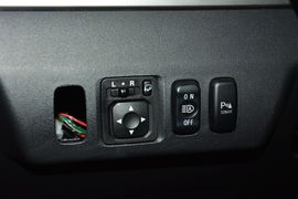 2016款三菱帕杰罗3.0L自动尊贵版