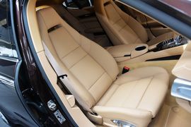 2016款保时捷Panamera