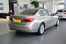 2016款宝马328Li时尚型