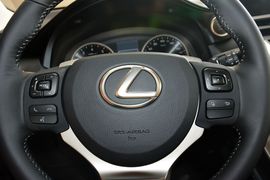 2016款雷克萨斯NX200