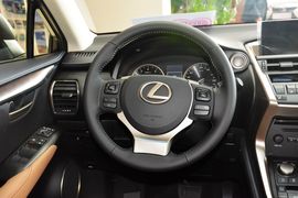 2016款雷克萨斯NX200