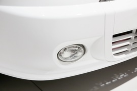 力帆320电动车车展实拍