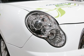 力帆320电动车车展实拍