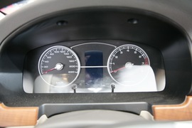 力帆620CVT车展实拍