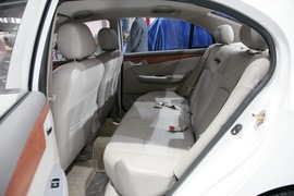 力帆620电动车车展实拍