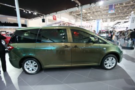 帝豪EV8车展实拍