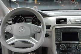 奔驰R级车展实拍