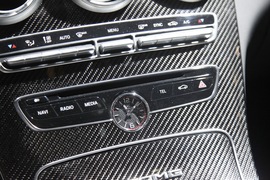 奔驰C63s