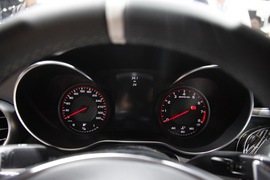 奔驰C63s