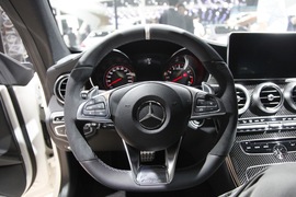 奔驰C63s