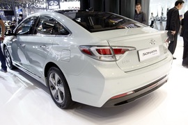 现代索纳塔混动