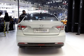 现代索纳塔混动