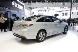 现代索纳塔混动