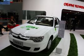 新爱丽舍CNG双燃料轿车