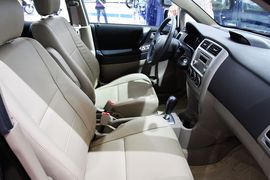 铃木利亚纳两厢车展实拍