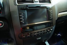 起亚霸锐车展实拍