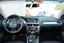 2016款奥迪A4L