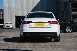 2016款奥迪A4L