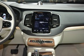 沃尔沃XC90混动版北京车展实拍