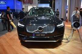 沃尔沃XC90混动版北京车展实拍