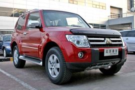 三菱帕杰罗短轴车展实拍