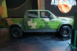 中兴草原之鹰车展实拍