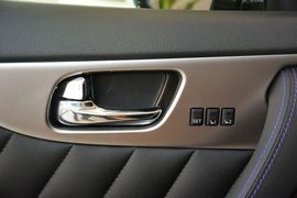 2015款英菲尼迪QX70