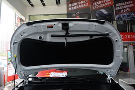 2015款现代全新途胜2.0L自动两驱智能型