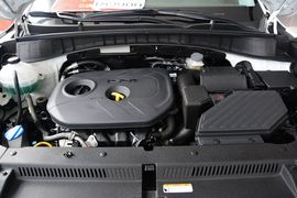 2015款现代全新途胜2.0L自动两驱智能型