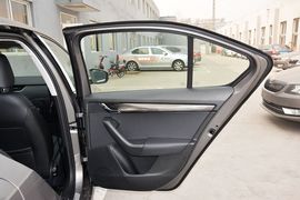 2017款斯柯达明锐1.6L手动智行版